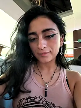 Lila Desiree online show from October 29, 11:07 pm