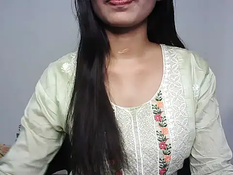 MISS RIYANCY online show from September 26, 5:21 pm