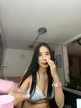 Praga Pink online show from February 15, 5:54 am