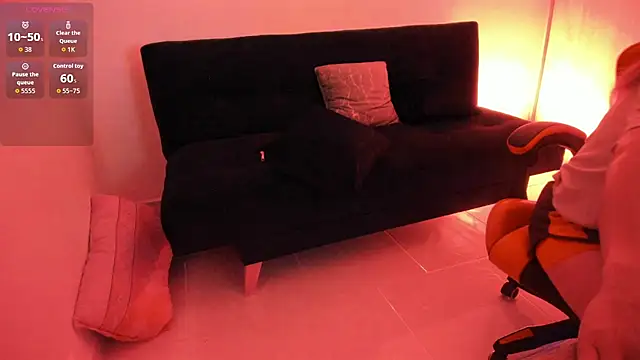 AMBER LOVE22 online show from October 30, 4:04 am