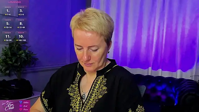 Nika Smit online show from September 19, 5:28 am