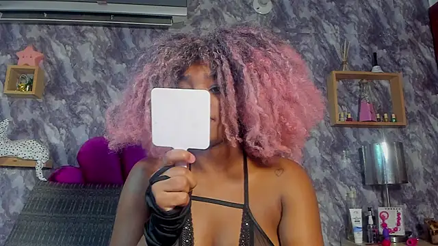 EMMAPARISS online show from November 28, 12:19 pm