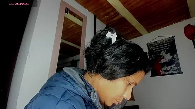 Snapshot of Nenita_Hot_ chatting on October 6, 7:14 am Nenita Hot  online show from October 6, 7:14 am