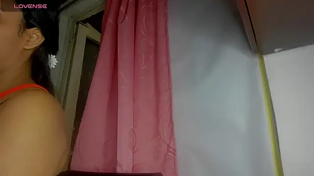 Snapshot of Nenita_Hot_ chatting on October 29, 7:05 pm Nenita Hot  online show from October 29, 7:05 pm