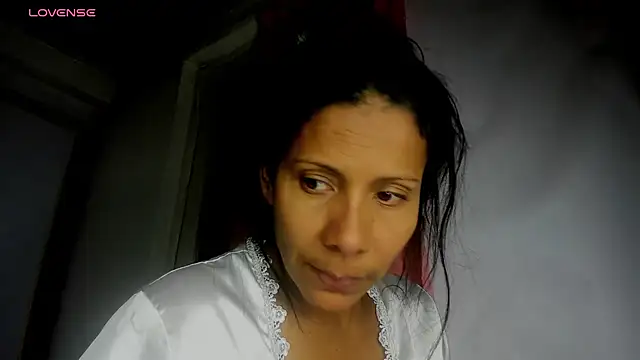 Snapshot of Nenita_Hot_ chatting on October 11, 3:00 am Nenita Hot  online show from October 11, 3:00 am