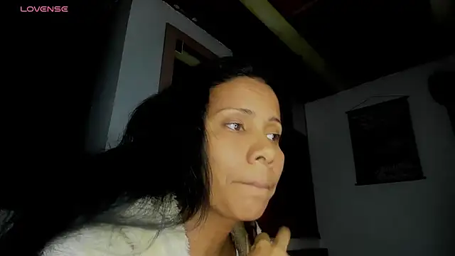 Snapshot of Nenita_Hot_ chatting on October 2, 4:17 am Nenita Hot  online show from October 2, 4:17 am