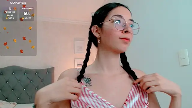 brooklove doll online show from October 5, 3:22 am