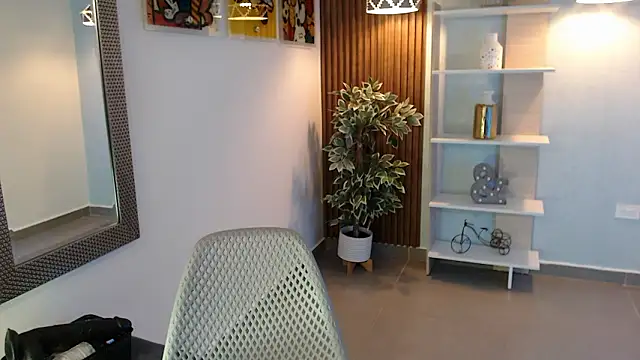 Dalila Sky online show from February 23, 6:07 pm