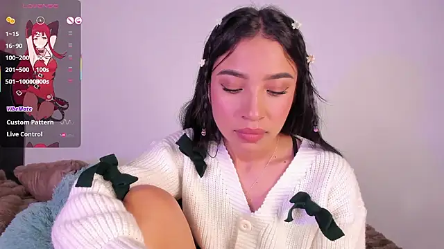 lillielover16 online show from January 14, 11:21 pm