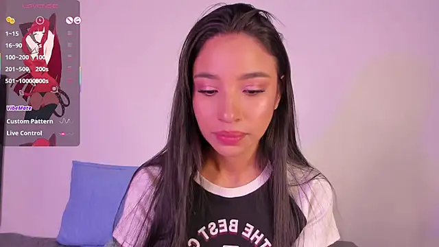 lillielover16 online show from October 21, 11:42 pm