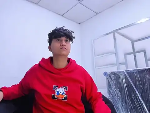 Im Milan Rs online show from September 26, 3:59 am