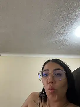 StaceyJones1 online show from November 5, 2:06 am