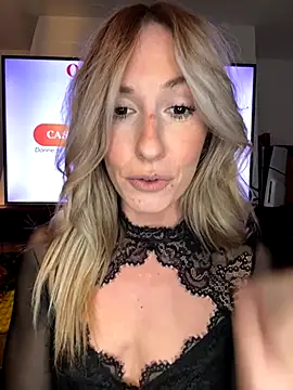 lola tentatiion online show from November 15, 7:59 pm