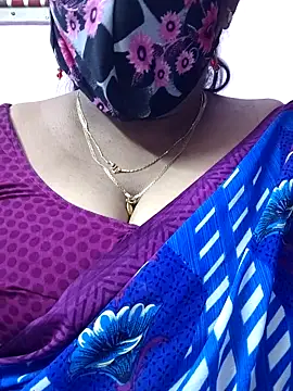 mallu-sumi online show from November 5, 5:51 pm