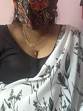 mallu-sumi online show from November 1, 7:45 am