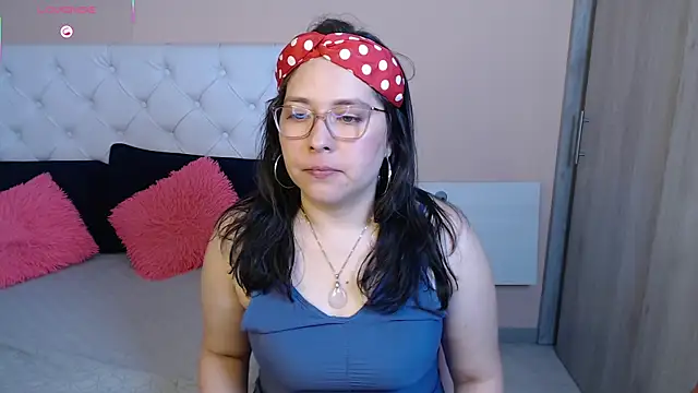 May Carlier online show from December 19, 12:37 am