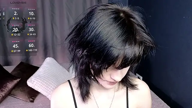 Snapshot of dark_vamp_ chatting on October 2, 1:05 pm dark vamp  online show from October 2, 1:05 pm