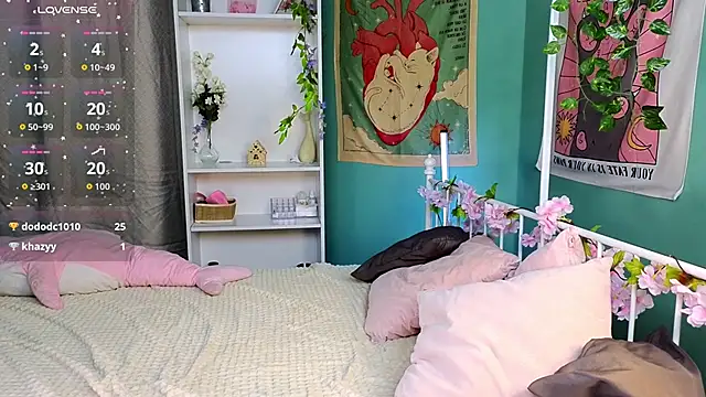 Snapshot of dark_vamp_ chatting on October 14, 5:15 pm dark vamp  online show from October 14, 5:15 pm