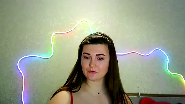 Snapshot of SeductiveTati chatting on October 25, 3:47 am SeductiveTati online show from October 25, 3:47 am