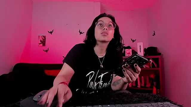 lilith-deveraux online show from November 27, 1:14 pm