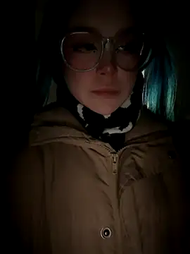 MaddisonHaas online show from October 2, 1:43 am