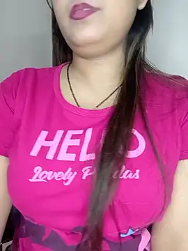 Shanaya Hotty online show from October 23, 11:00 pm