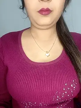 Shanaya Hotty online show from November 28, 9:07 pm