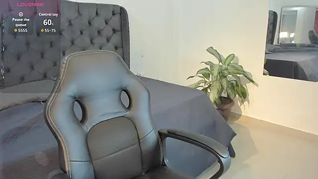 Snapshot of _maria_foxx_ chatting on October 21, 11:31 pm maria foxx online show from October 21, 11:31 pm