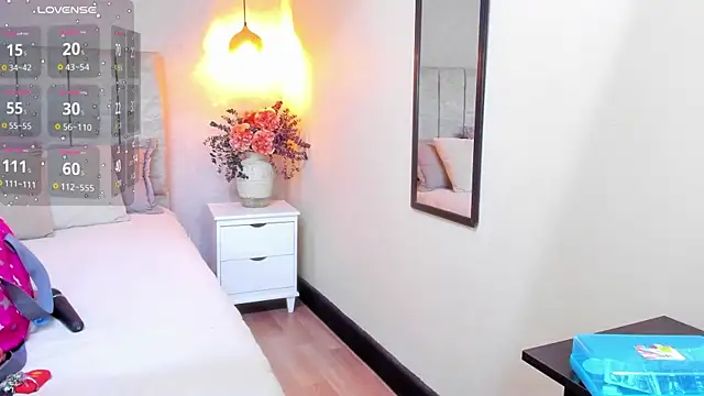 tutu milf online show from October 27, 7:08 pm