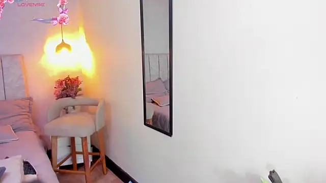 tutu milf online show from February 15, 12:04 pm