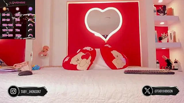 TabyJhonson online show from October 2, 1:49 pm