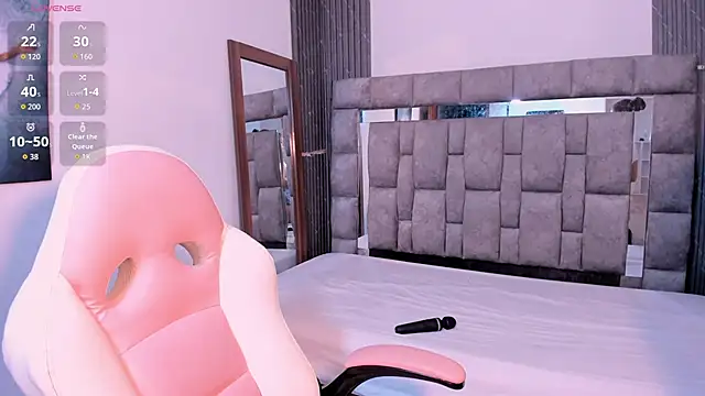 zulyjones online show from October 11, 12:52 pm