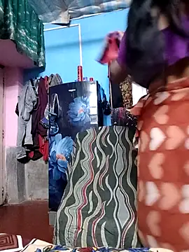 BERRY 00 online show from December 20, 6:45 pm