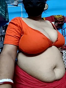 BERRY 00 online show from November 8, 6:24 pm