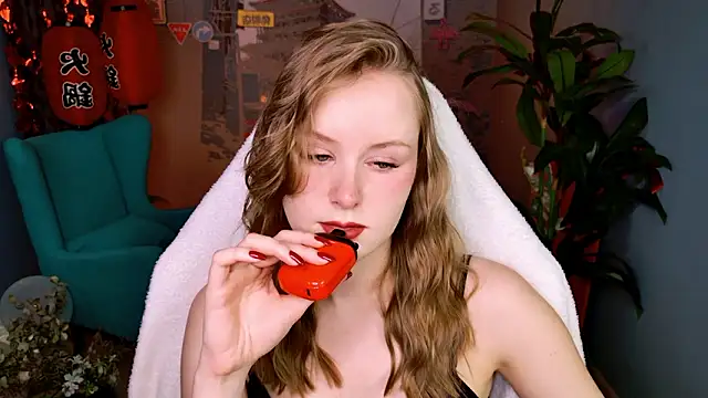 VivienLeeigh online show from March 2, 5:08 am