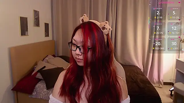 Marine Vact online show from February 26, 2:38 pm