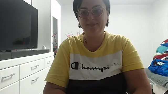 Snapshot of Amandamuller1982 chatting on September 18, 10:52 pm Amandamuller1982 online show from September 18, 10:52 pm