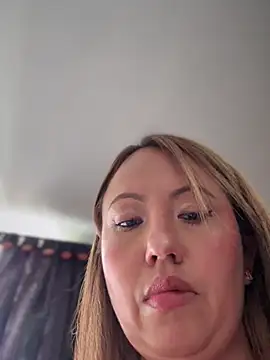 VIOLETA-25  online show from February 16, 3:34 pm