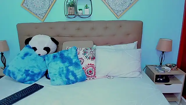 Edelaine rogers online show from February 25, 6:01 am