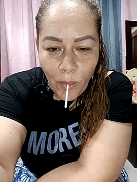 SluttyMilf79 online show from December 15, 4:29 am