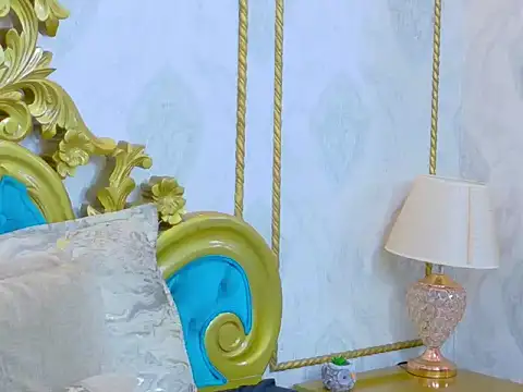 LucyLeah online show from October 14, 1:46 pm