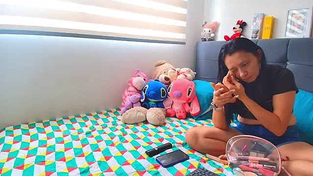 gracekelly12 online show from October 7, 7:07 pm