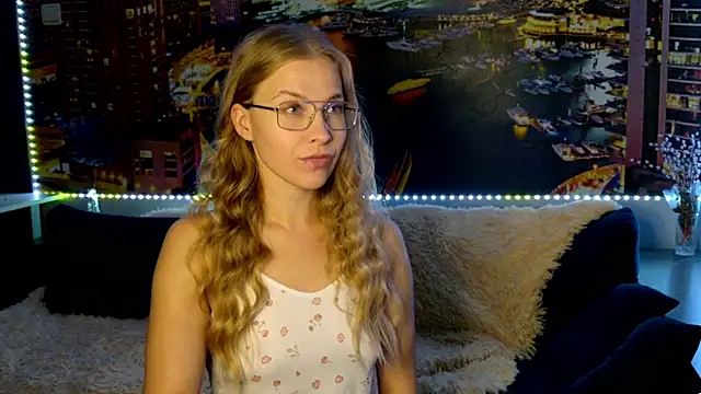 pusyavykusya online show from October 23, 7:20 pm