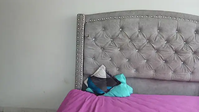 Nesuko kamado  online show from October 12, 5:15 pm