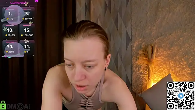 Michelle Blond online show from December 17, 9:57 am