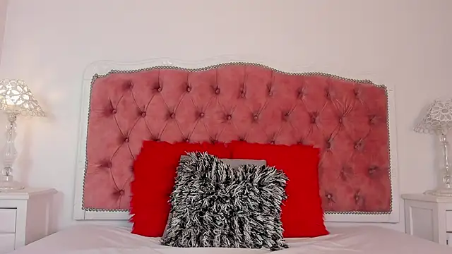 Snapshot of amberlitle chatting on September 30, 12:22 pm amberlitle online show from September 30, 12:22 pm