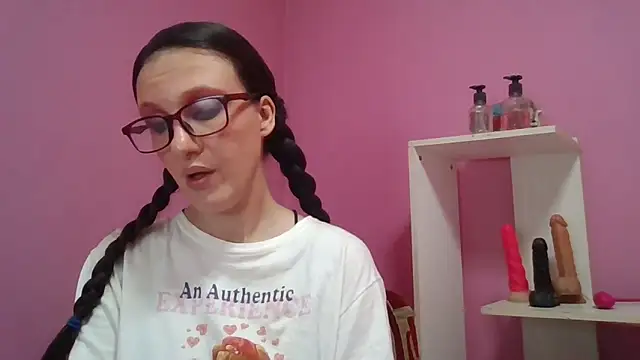 LolaBoobs online show from February 15, 7:00 am