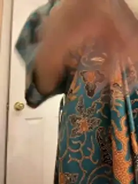 choclatepeaach online show from January 31, 7:11 pm