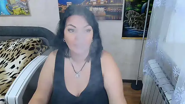 Lady Boom Wild  online show from September 30, 6:02 pm