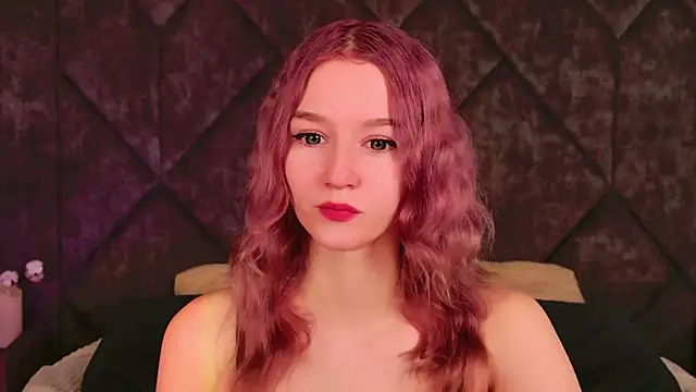 NaomiLoys online show from October 2, 5:56 am